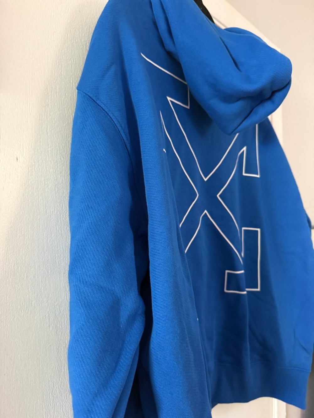 Off-White Blue Pullover Hoodie with Small Chest Logo - Picture 4 of 5